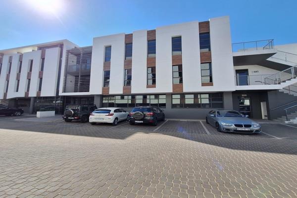 P-Grade Office Park on Main Road in Bryanston. 

Upmarket office unit on the ground ...