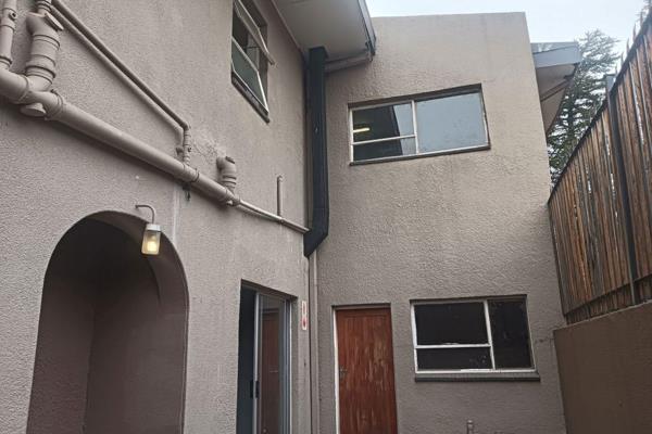 Situated walking distance from Truida Kestell School.

This double story townhouse is consisting out of a total of 184m&#178;

Open ...