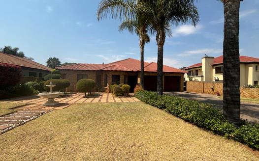 3 Bedroom House for sale in Moreleta Park