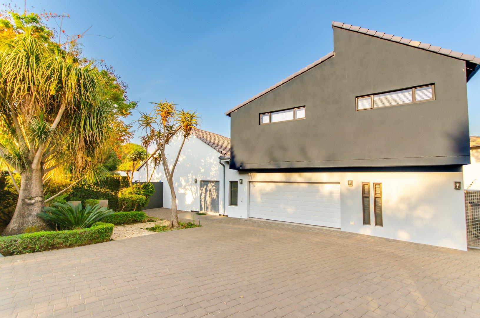 Lynnwood Manor Property Property and houses for sale in Lynnwood