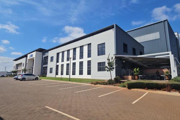 Impressive 9725sqm Warehouse for Lease in Twenty One Industrial Estate, Kempton ...