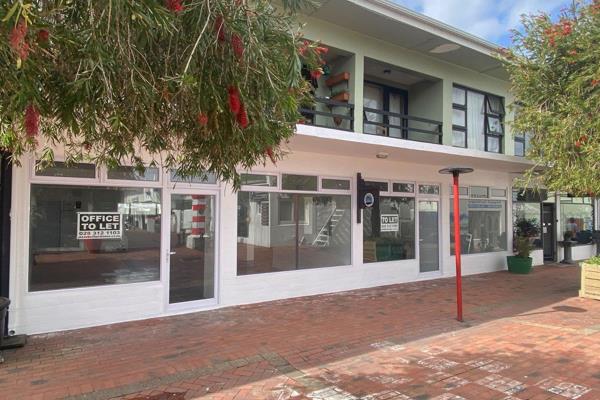 Retail space to rent situated in town central.
Size: approximately 152 sqm.
Rent: R22 ...