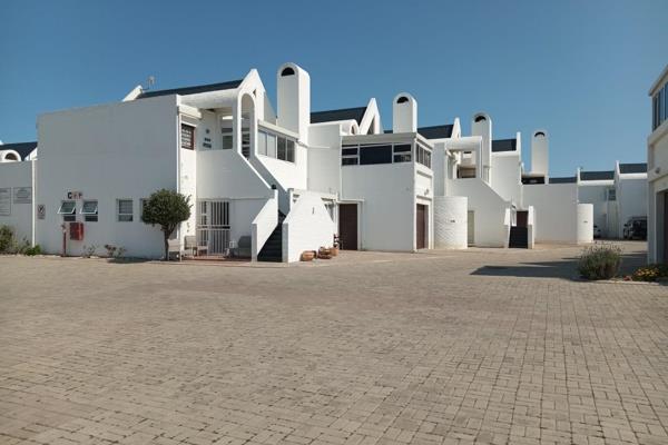 Cosy 2 Bedroom Apartment in Skilliepark, Dwarskersbos
Presented as a Sole Mandate.
Discover the charm of coastal living in this cosy ...