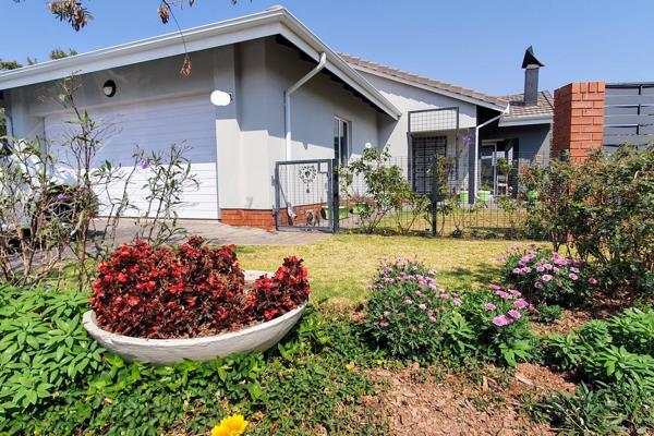 STYLISH AND COMFORTABLE 2 BEDROOM HOUSE IN WATERKLOOF MARINA RETIREMENT ESTATE

This immaculately maintained home has so much to offer. ...