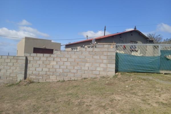 We are excited to bring to you this beautiful house to the market.

The house is perfectly located in the heart of Mdantsane in a ...