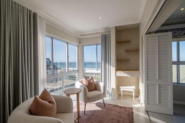 Discover your dream beachfront apartment in the heart of Summerstrand, Port Elizabeth! ...