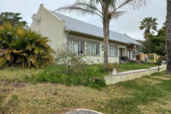 Located in the prestigious Vakansieplaas Estate in Mossel Bay, this property offers unparalleled potential for investors.

The ...