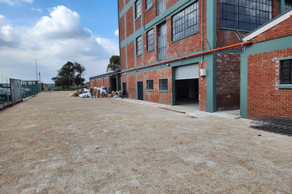 Description:
Unlock the potential of your business with this expansive 318m2 warehouse ...