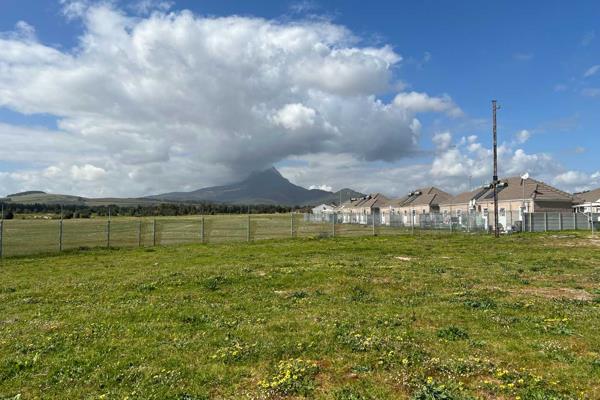 Nestled in the charming small town of Klapmuts, Pinotage Village is a secure complex located in the beautiful Cape Winelands ...