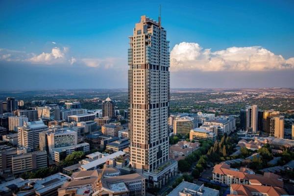 Step into the epitome of sophistication with this exquisite luxury apartment located in The Leonardo, Africa’s tallest building and a ...