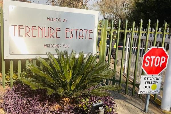 Investment Property For Sale At Terenure Estate ??

Attention Investors

R 2 500 000,00

An Investment Property up For Sale ...