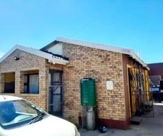 House for sale in Mdantsane Nu 17