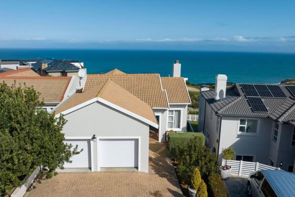 |Exclusive Mandate|

Introducing a front-row Fynbos home with uninterrupted views of the ...