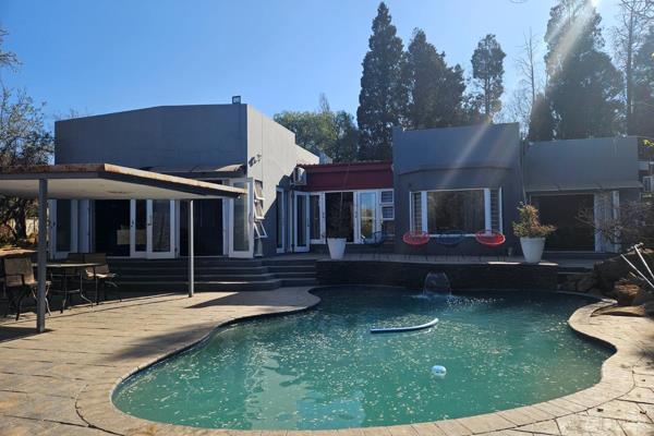 Magnificent 4-Bedroom, 4-Bathroom Home for Rent in Lonehill - R35,000 per ...