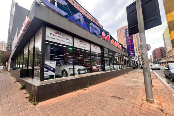 Located at 55 De Korte Street, Braamfontein, this expansive 500sqm showroom is available ...