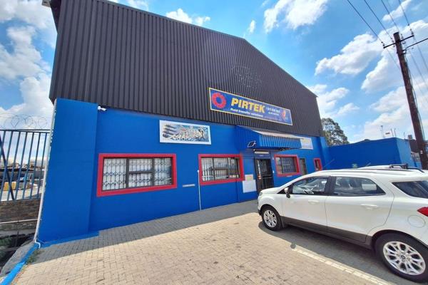 This commercial property in Trichardt offers a convenient location within a commercial area. The property spans 1241m&#178;, providing ...