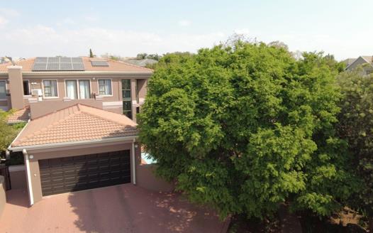 4 Bedroom House for sale in Bushwillow Park Estate