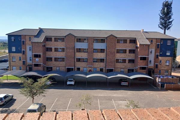 Located in the heart of Heuweloord, Centurion, comfort and convenience in this ...