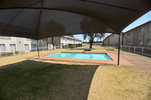 Secured 24 hour complex, 4 minutes away from the East Rand mall,10 minutes from OR Tambo International Airport. This lock up and go ...