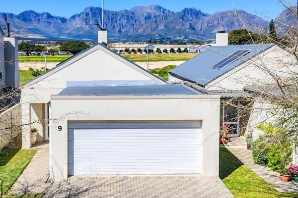 Light and bright, modern comfortable living. 
Open plan kitchen, dining and tv/living with an indoor braai leading out onto the ...