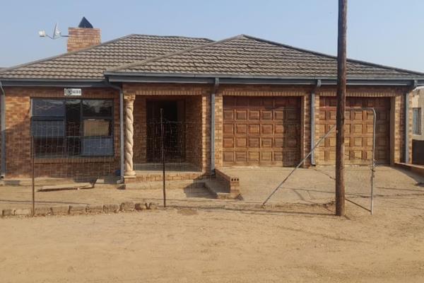 See this modern house situated in a peaceful area of stinkwate[ Thambo 1] the property offers 3 bedrooms, 2 bathrooms 2 dining ...