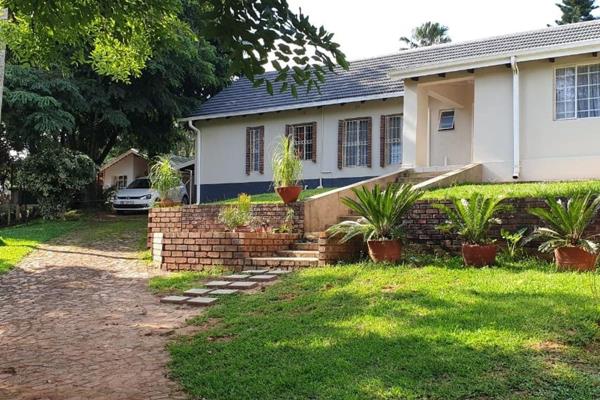 Investment Property for Sale in Medi Park

An exceptional investment opportunity awaits you in the heart of Tzaneen.

4 Properties on 2 ...