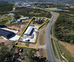 Industrial Property for sale in Beacon Bay North