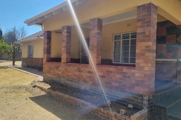 This sturdy 3-bedroom home is perfectly located near the community swimming pool, shops, and schools, making daily life easier. All ...