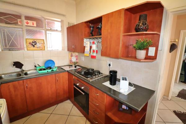 Find your perfect haven in this charming 2 bedroom, 1 bathroom apartment in Primrose, offering a comfortable and convenient ...