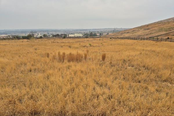 Discover Your Future in Lordsview, Chloorkop – Limited Prime Land for Sale

Seize this ...