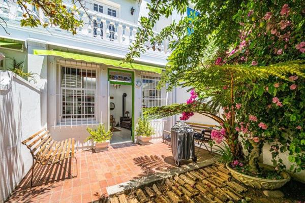 Viewing Saturday 21 September at 2pm…. Strictly  by Appointment only.

Nestled in the heart of Newlands Village, this stunning ...