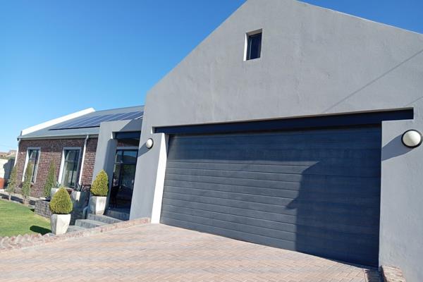 Modern 3-Bedroom Home with Spectacular Views in Berg en Dal

Welcome to this exquisite ...