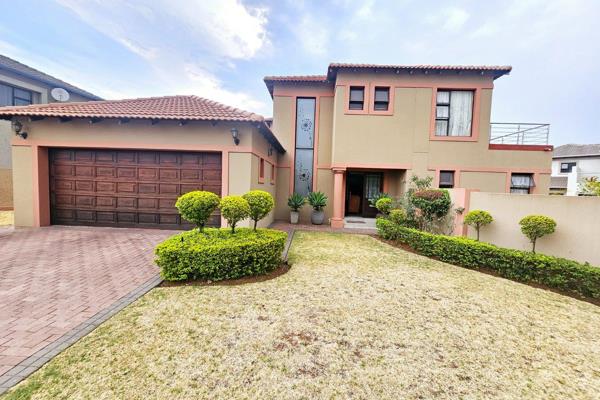 A beautiful 4 Bedroom 3 Bathroom house for sale in Stoneridge Country Estate. This estate offers a luxury of amenities and 24 hour ...