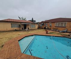 House for sale in Witpoortjie