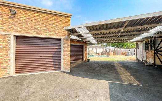 3 Bedroom House for sale in Beyers Park