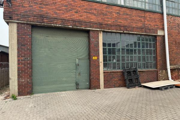 Lower floor of warehouse to rent.

Address:
4 Richard Road
Industria ...