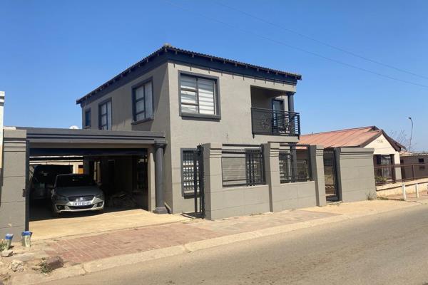 PROPERTY DETAILS
Address:
No. 21166 Motimalenyora Street, Bufferzone, Mamelodi ...