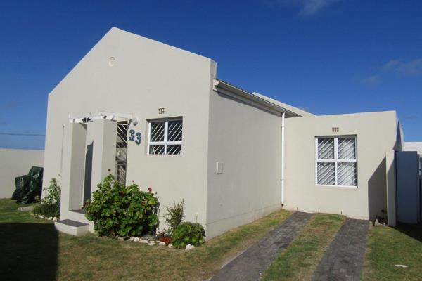 Charming Corner Plot 3-Bedroom House

EXCLUSIVE TO FREEK PROPERTIES

 This ...