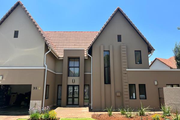 Imagine yourself in the heart of the welcoming Zwartkop Golf Estate, where practicality meets comfort in this inviting home. 
Featuring ...