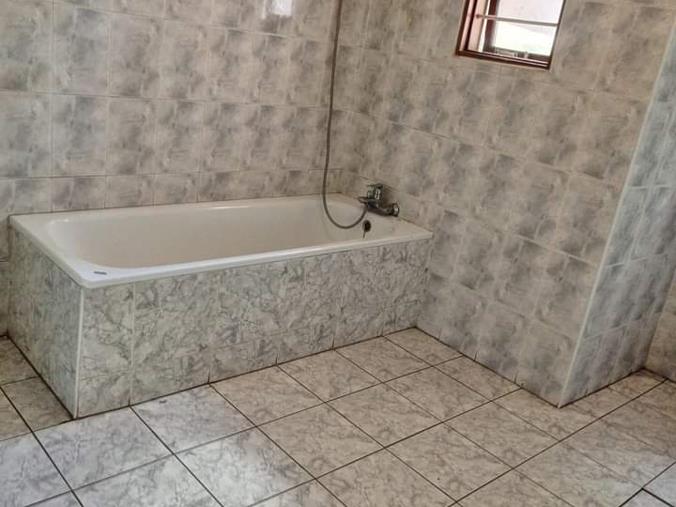 House to Rent in Longacres