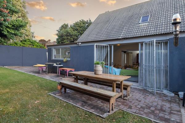 Exclusive Mandate. 

This ideal family home in the sought-after Seaside Longships area is just a short walk from Robberg’s Blue Flag ...