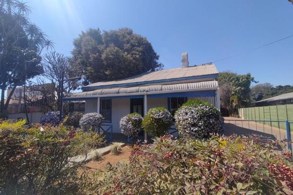 This commercially zoned property in Pretoria North, situated between Rachel de Beer and Gerrit Maritz Streets, offers a unique ...