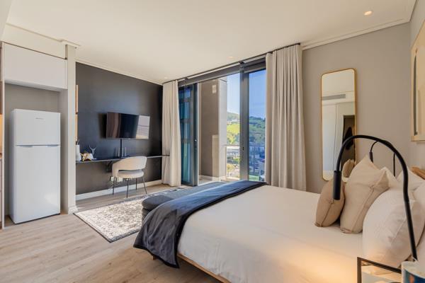 Exclusive Sole Mandate.

Welcome to modern urban living at its finest in the heart of Cape Town’s City Centre! This beautifully ...