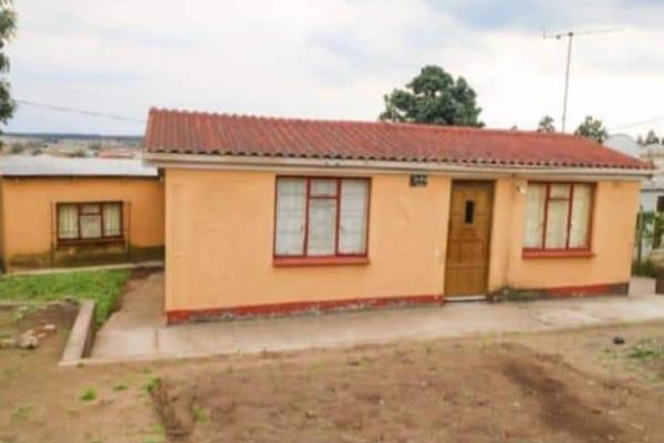 Bedroom House for Sale in Mdantsane Nu 10
We are proudly present to you this wonderful family home in a very quiet area in nu 10 very ...