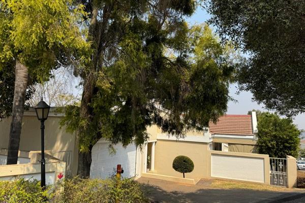 Stunning Fully Furnished 3-Bedroom Home for Rent in Prestigious Waterkloof Area!

Discover this elegant and secure rental property ...