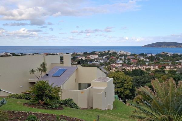 JOINT MANDATE
Perched atop a hill in the highly desirable Lower Robberg, this magnificent three-level home is a true masterpiece ...