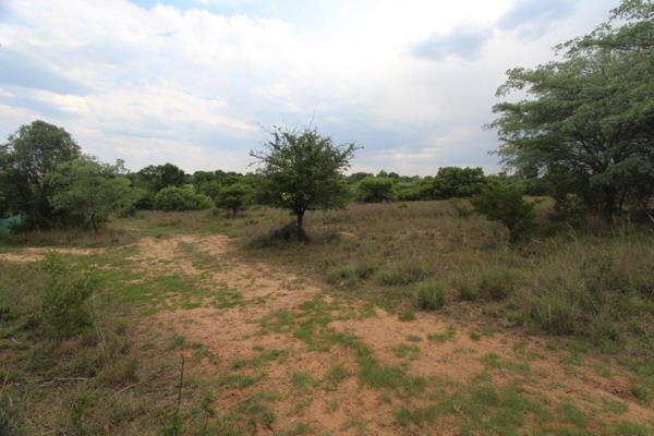 Nestled within the prevstigious koro creek bushveld gholf estate.

This vacant stand ...