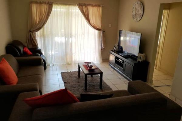 Lovely 2 bedrooms 1 bathroom ground floor apartment available for rent with garden in Jansen Park Boksburg for R7500 excluding ...