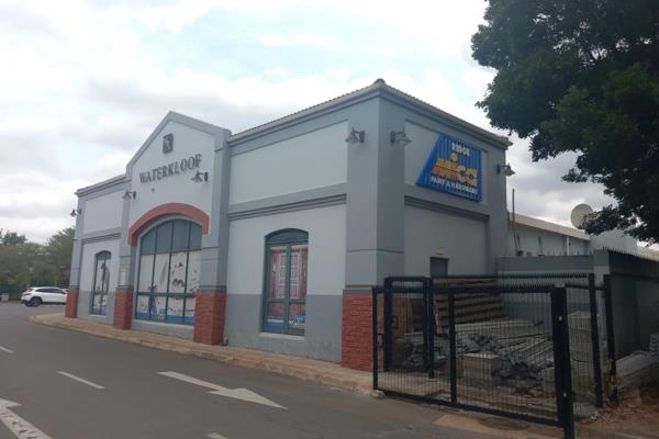 RETAIL SPACE TO LET = R150/m2 (From 70m2)

WITHIN WATERKLOOF RIDGE LIFESTYLE CENTRE - CLIFF AVENUE, WATERKLOOF RIDGE

Waterkloof Ridge ...