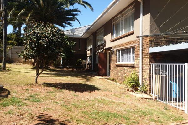 Nestled in the heart of Noordheuwel, Krugersdorp, this spacious family home offers the ...